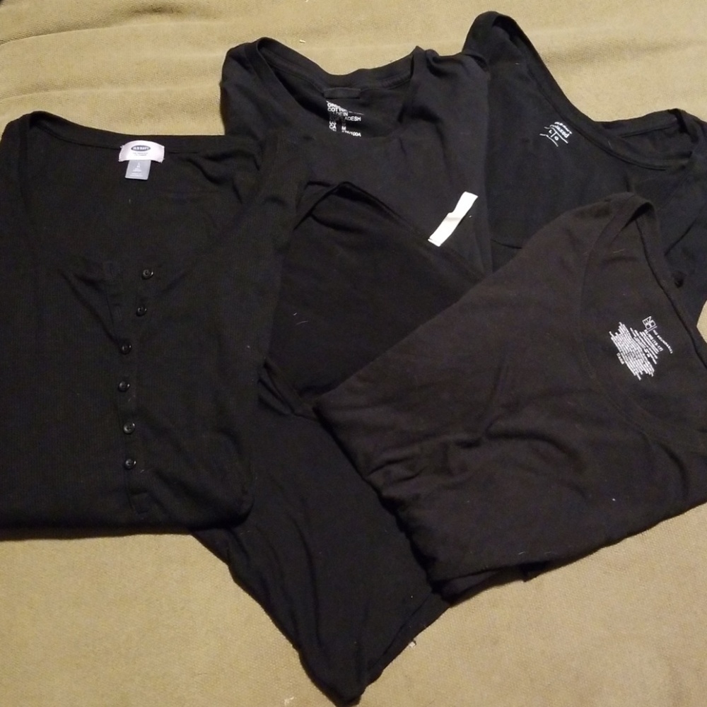 Mixed black tee lot..service industry?